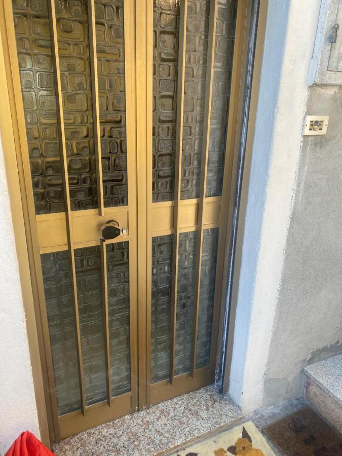 “Casa Rosi” Appartamento In Zona Medievale Pisogne Exteriör bild